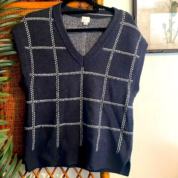 A New Day Sweater Vest - Small Navy/White - Picture 1 of 2